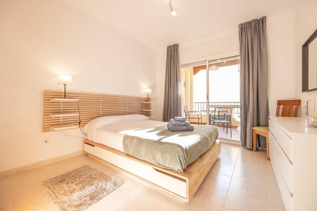 Apartamento Carabeo 2000 Nº5 Nerja Bagian luar foto